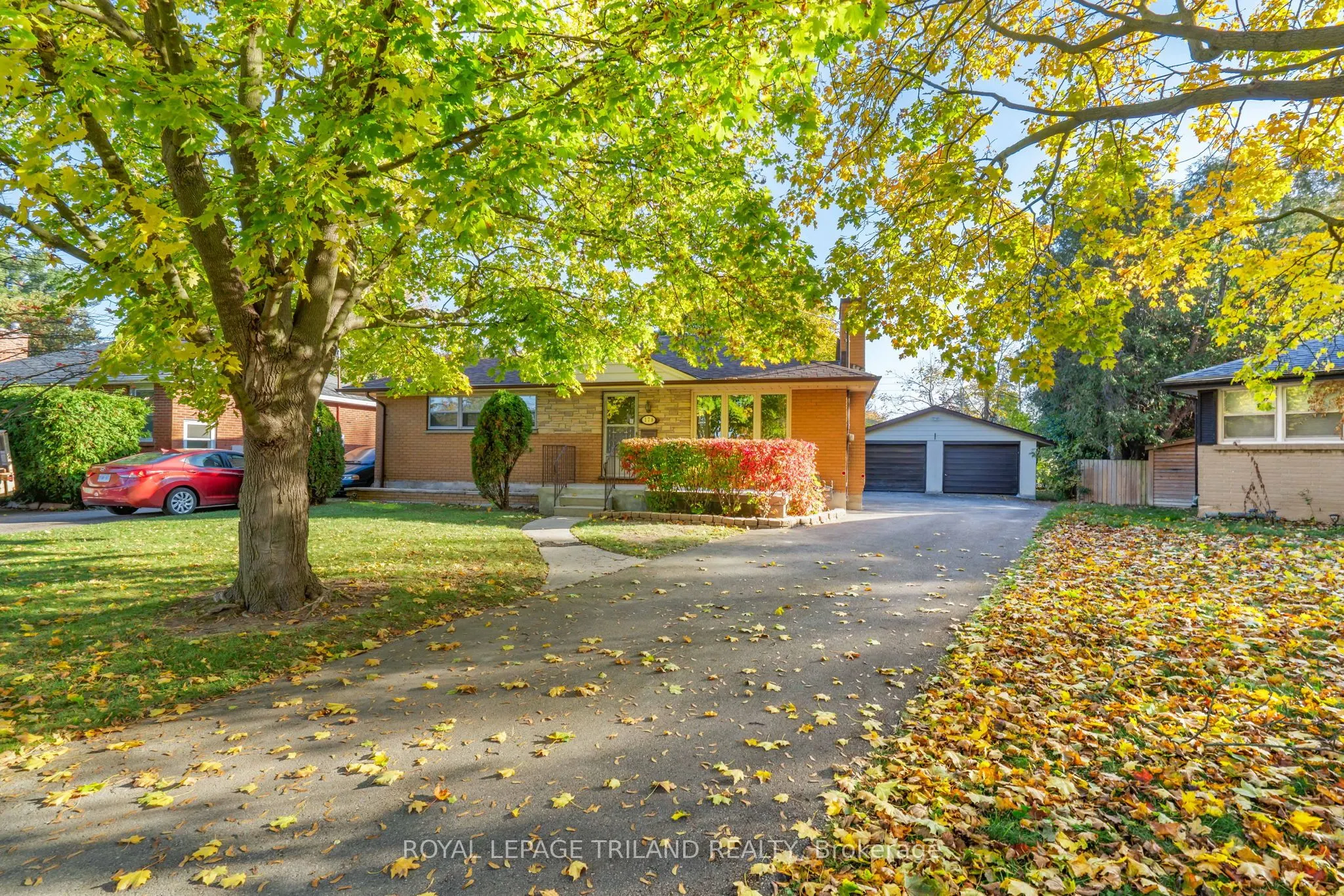 178 Kirkland Crescent