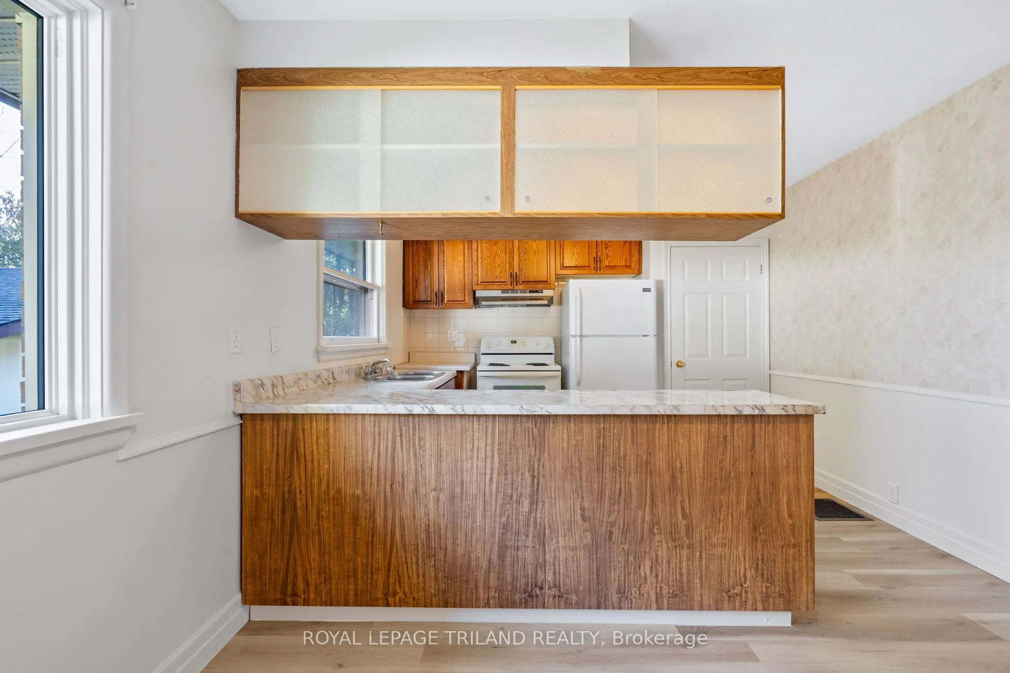 178 Kirkland Crescent