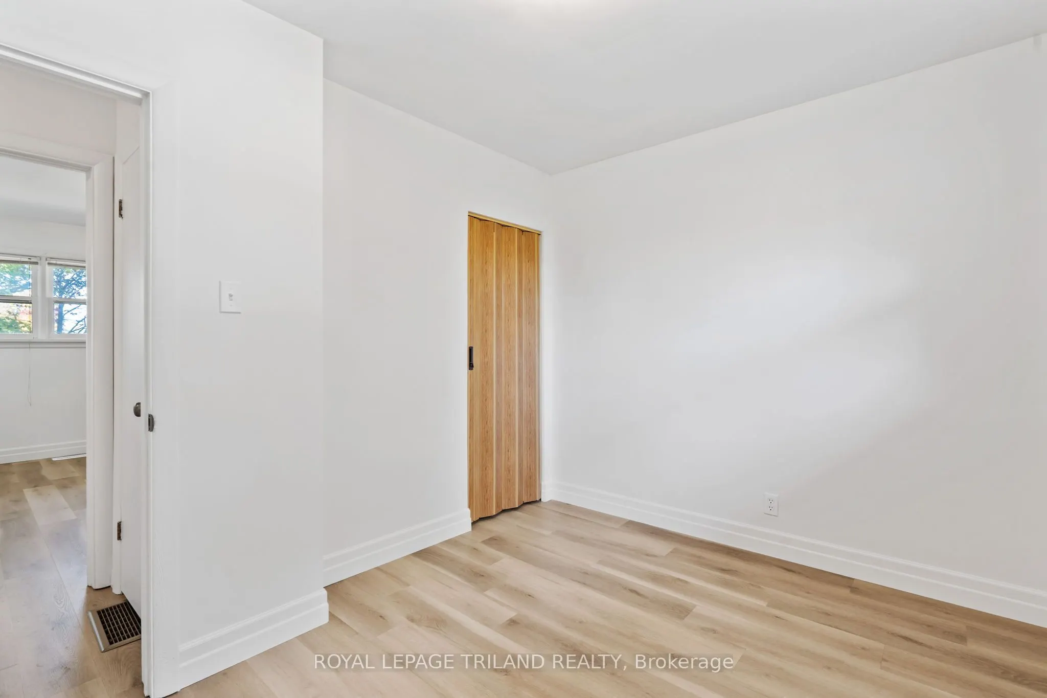 178 Kirkland Crescent