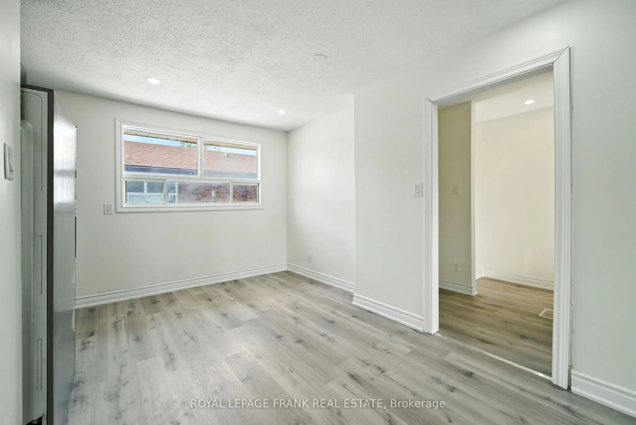 88 Mary Street W, #4