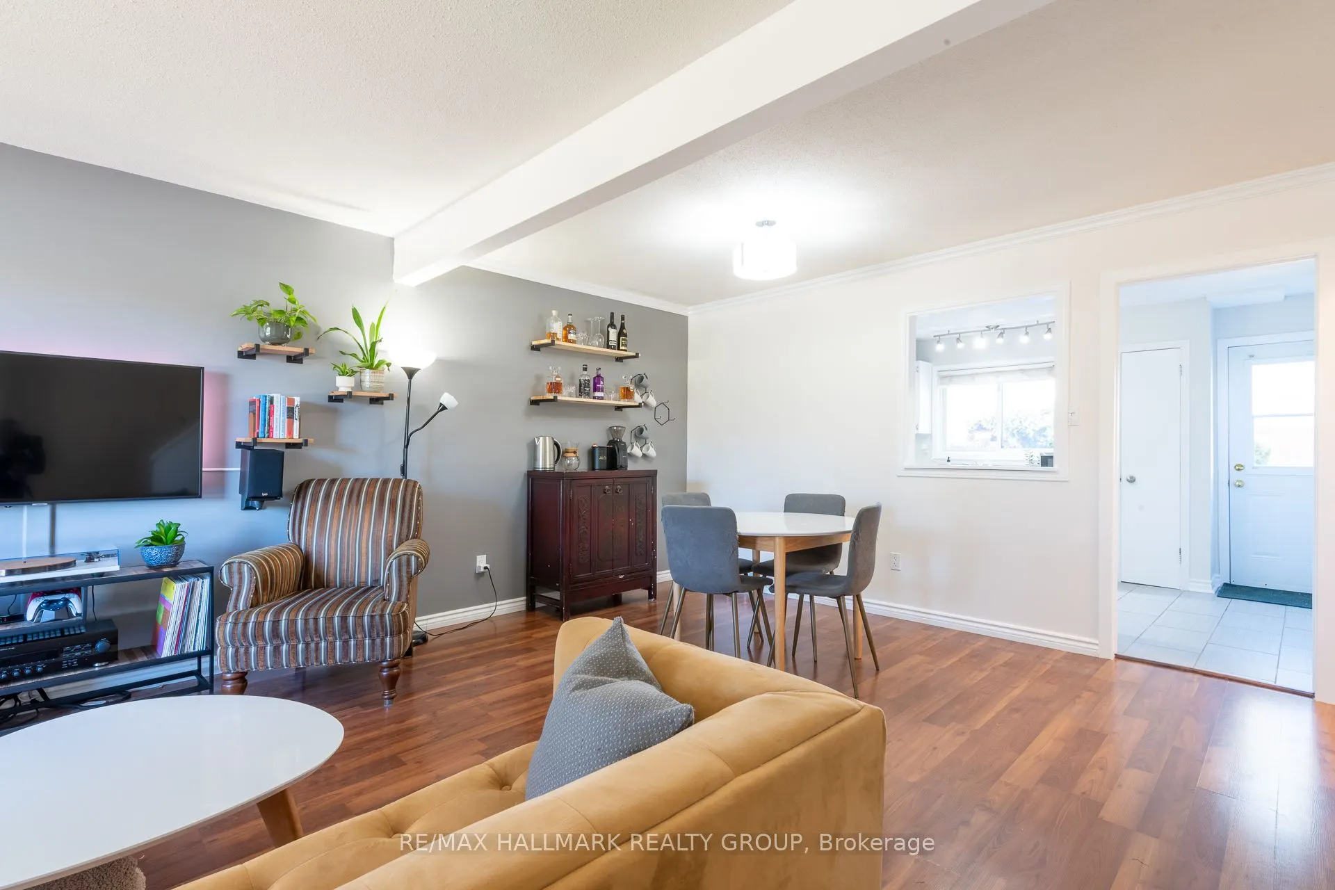 55E Foxfield Drive, #11