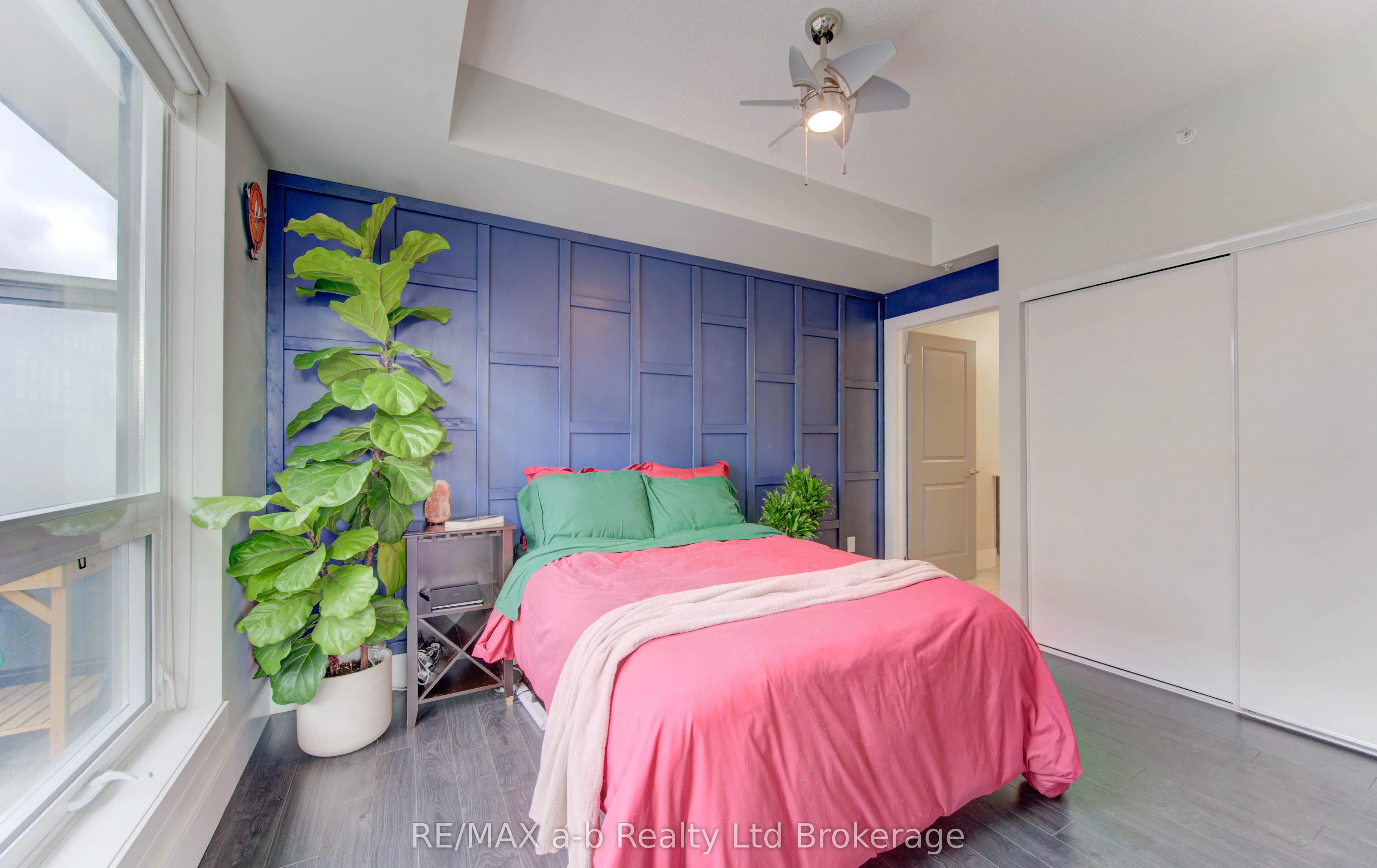 155 St Leger Street, #415