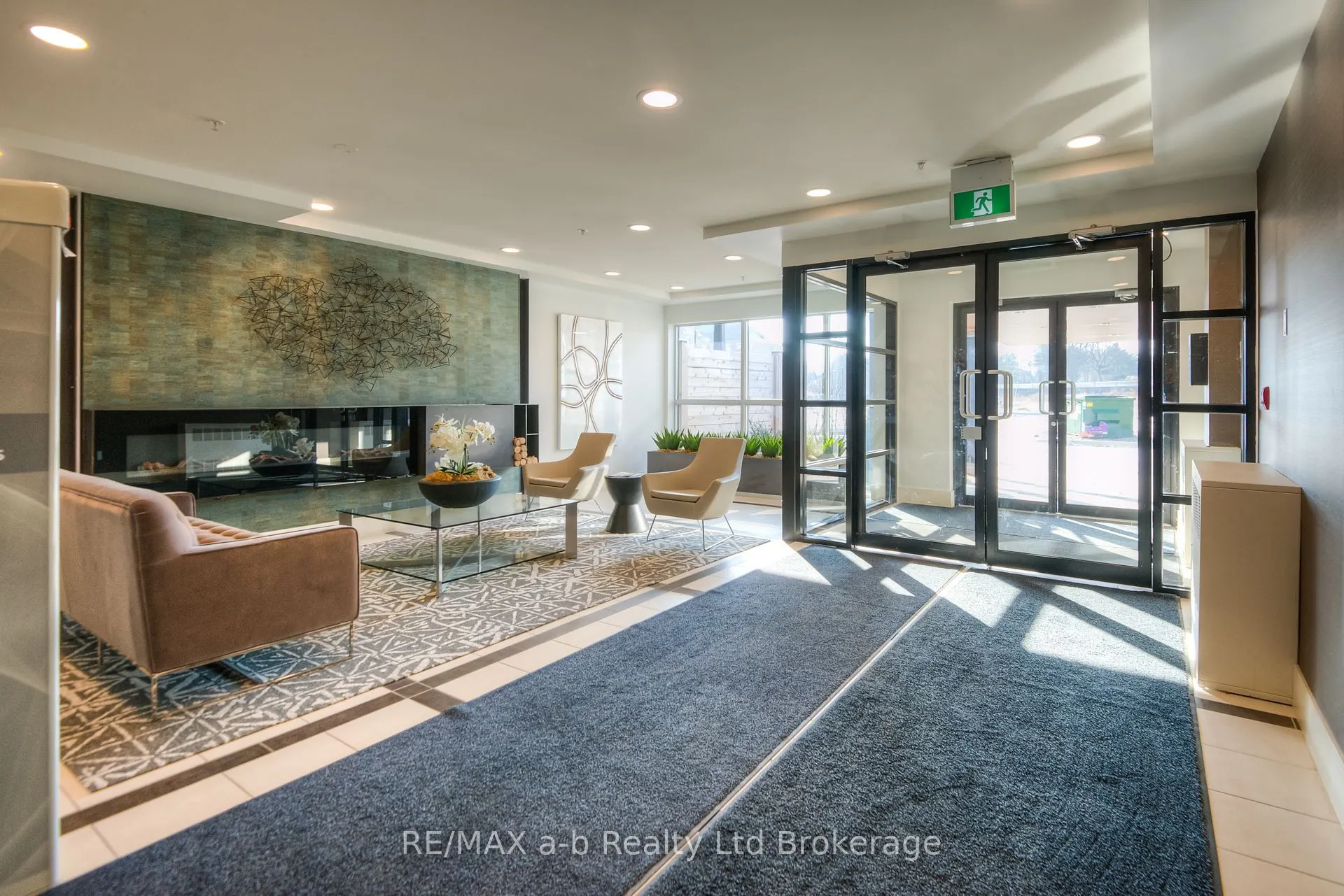 155 St Leger Street, #415