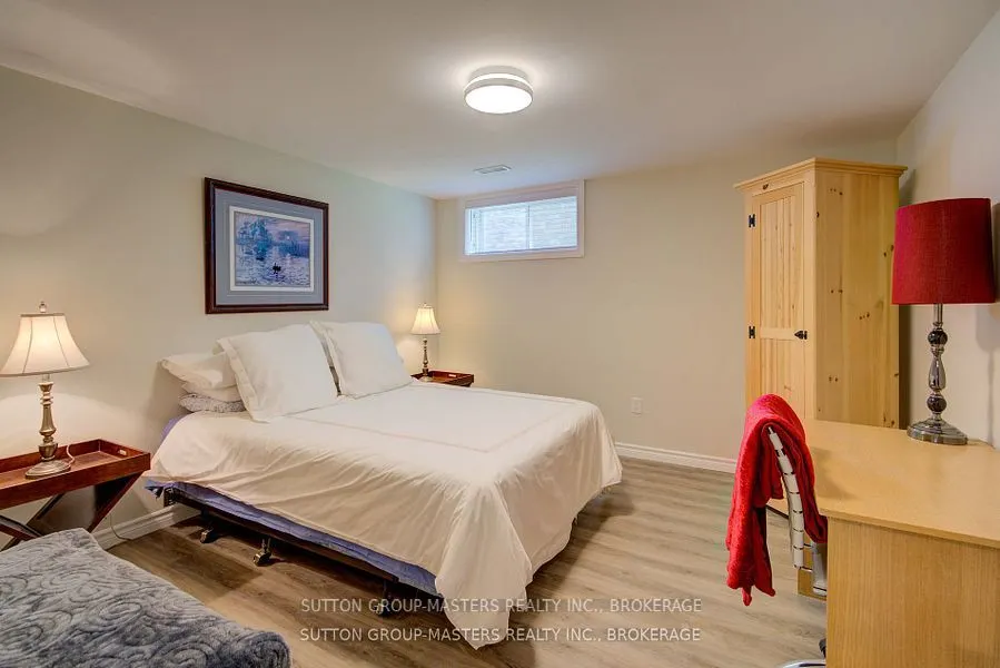 125 Country Club Drive