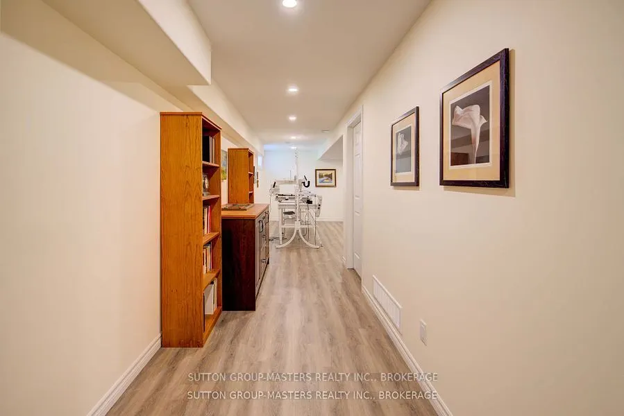 125 Country Club Drive