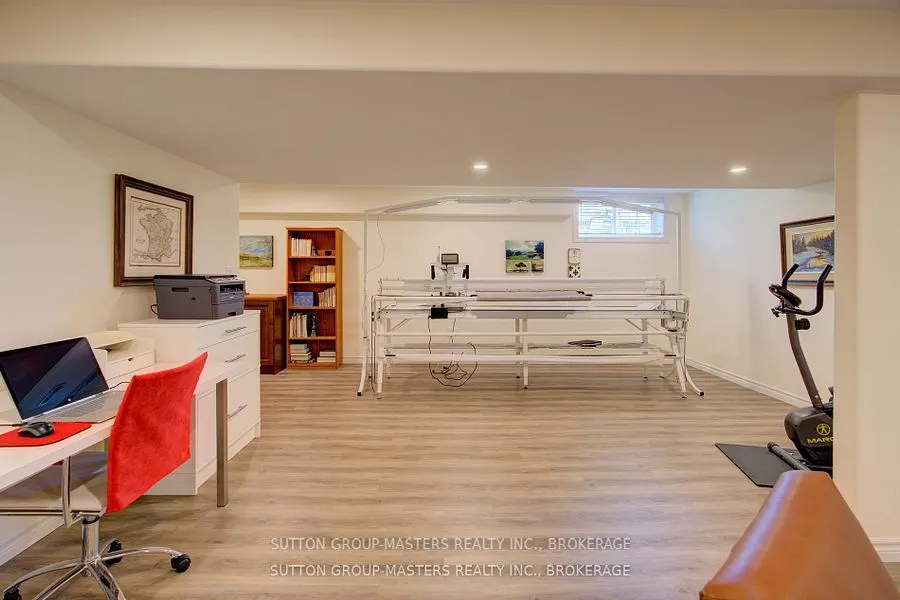 125 Country Club Drive