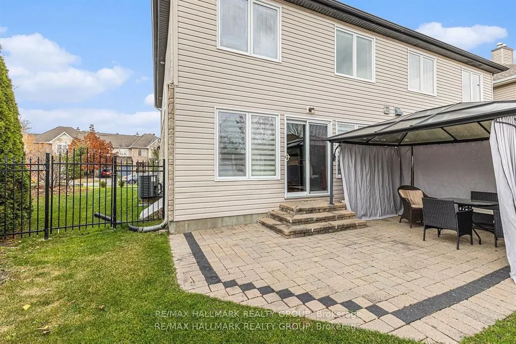 4220 KELLY FARM Drive