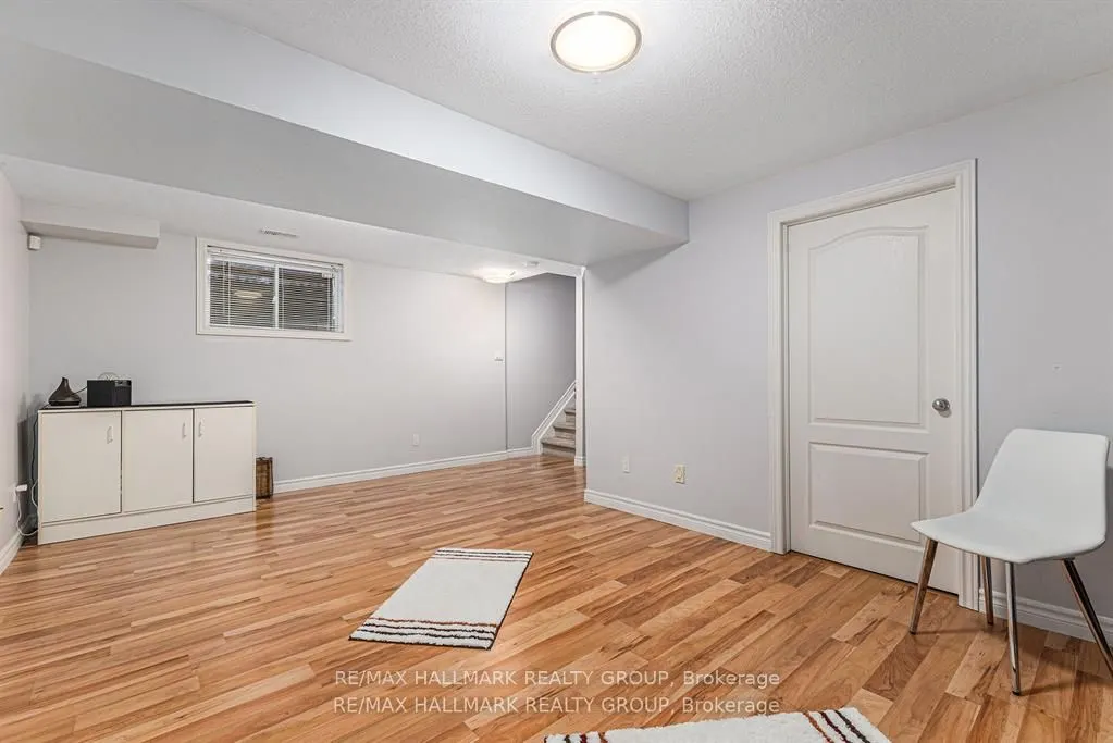 4220 KELLY FARM Drive