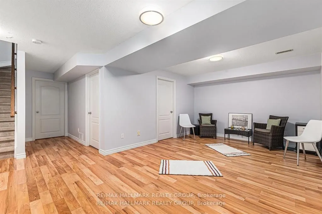 4220 KELLY FARM Drive