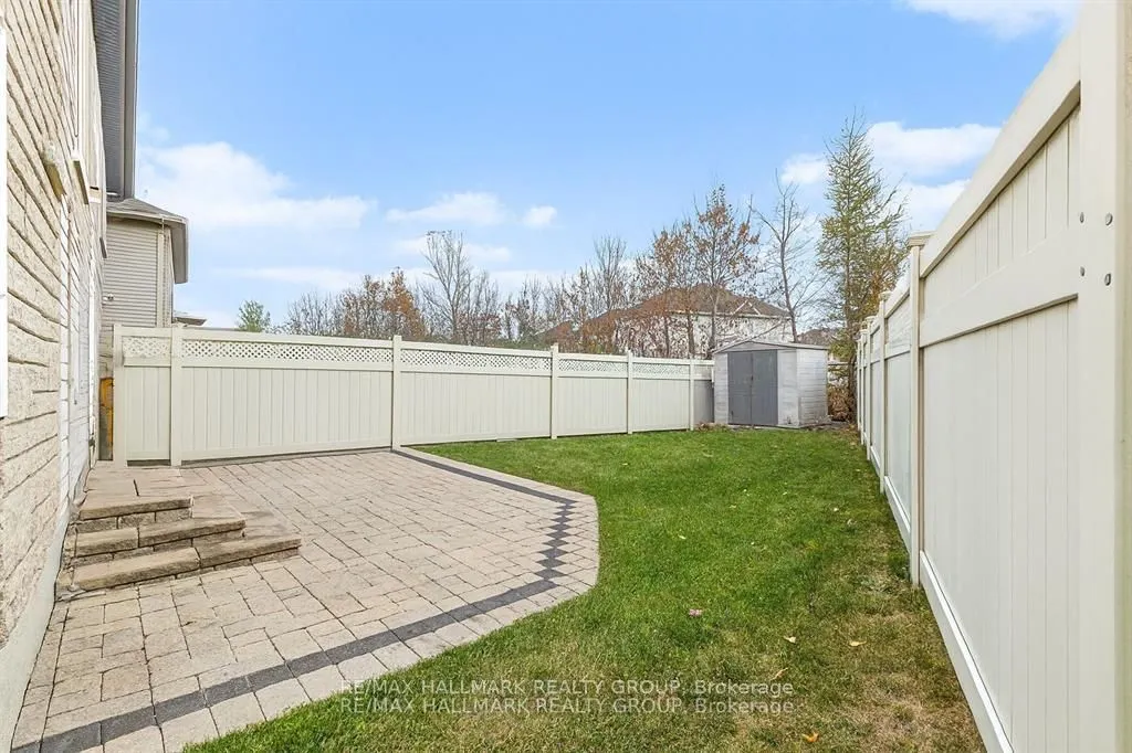 4220 KELLY FARM Drive