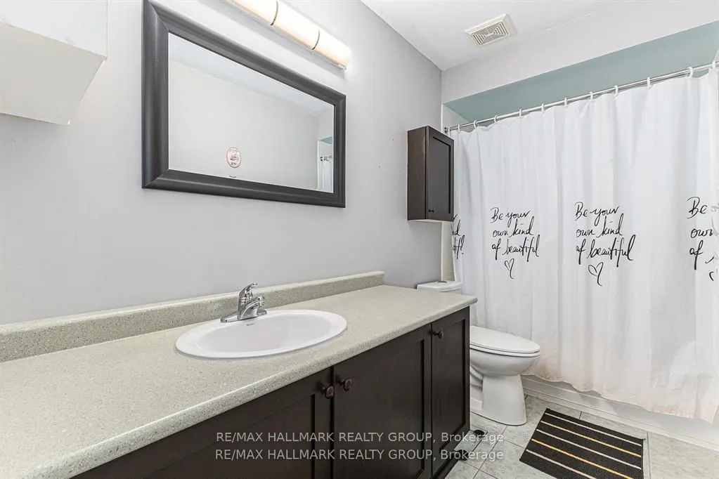 4220 KELLY FARM Drive