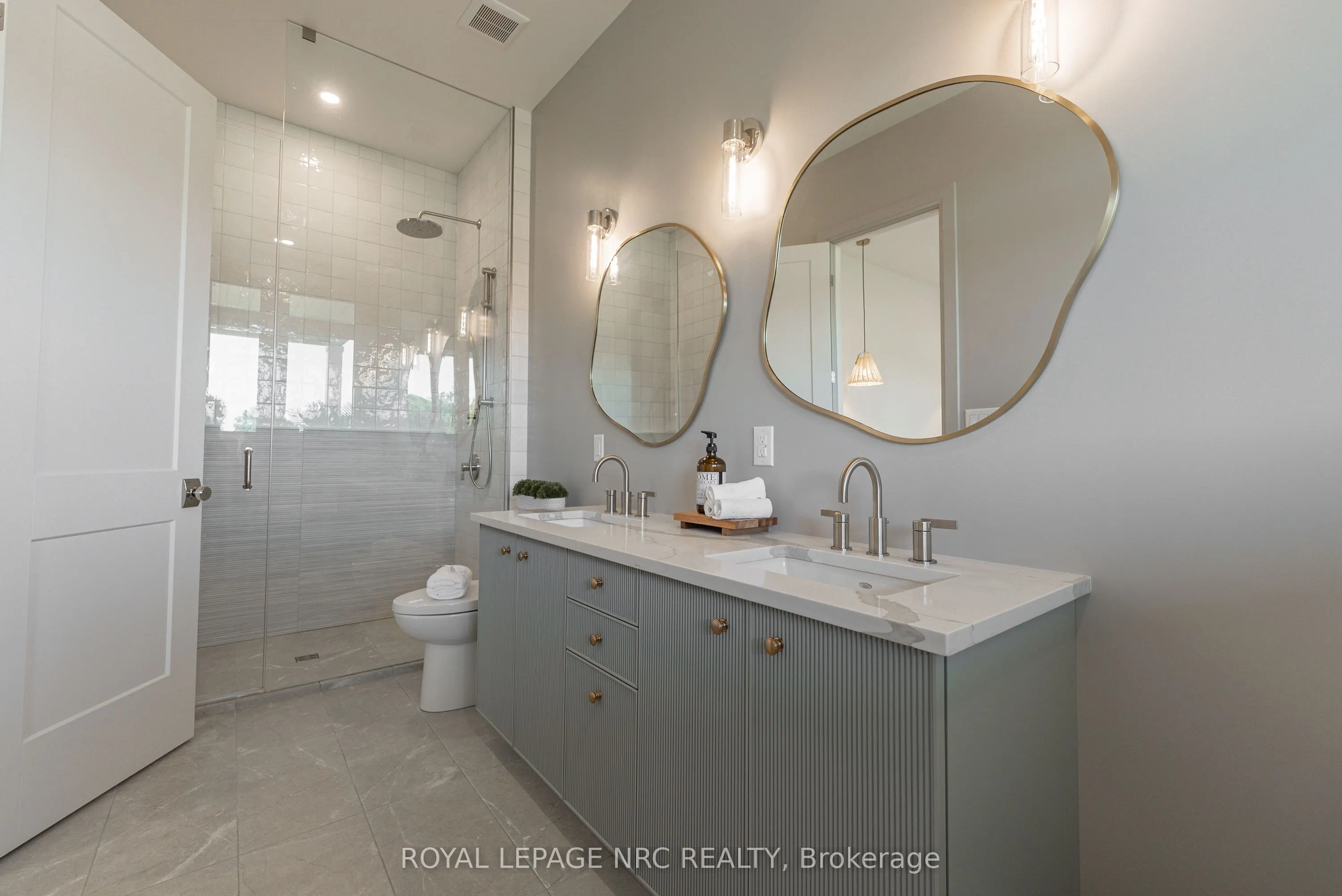 448 (Lot 22) CAYUGA Drive