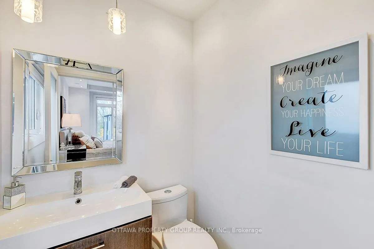 10 Chestnut Street, #C