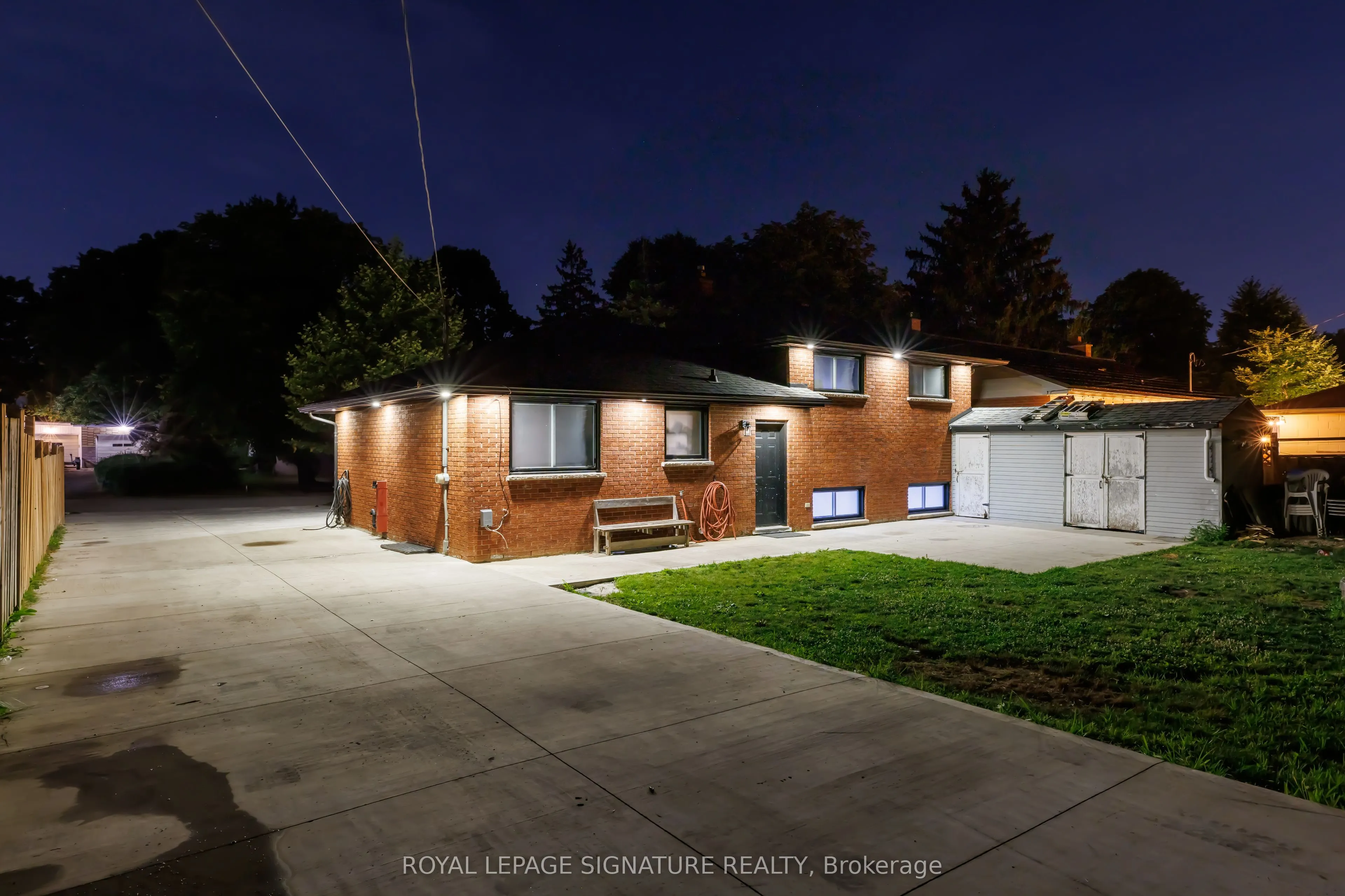 18 Silverdale Crescent