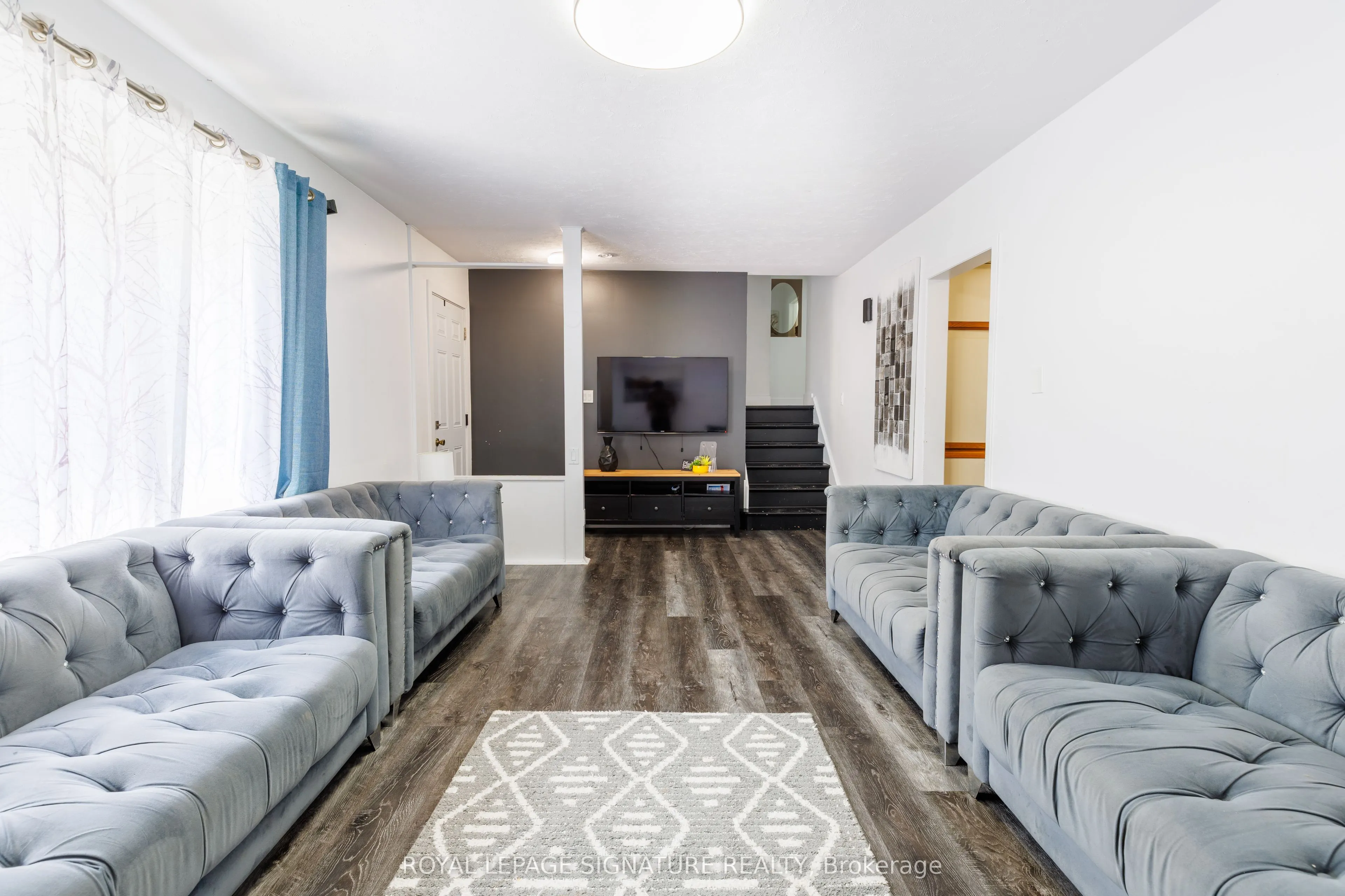 18 Silverdale Crescent