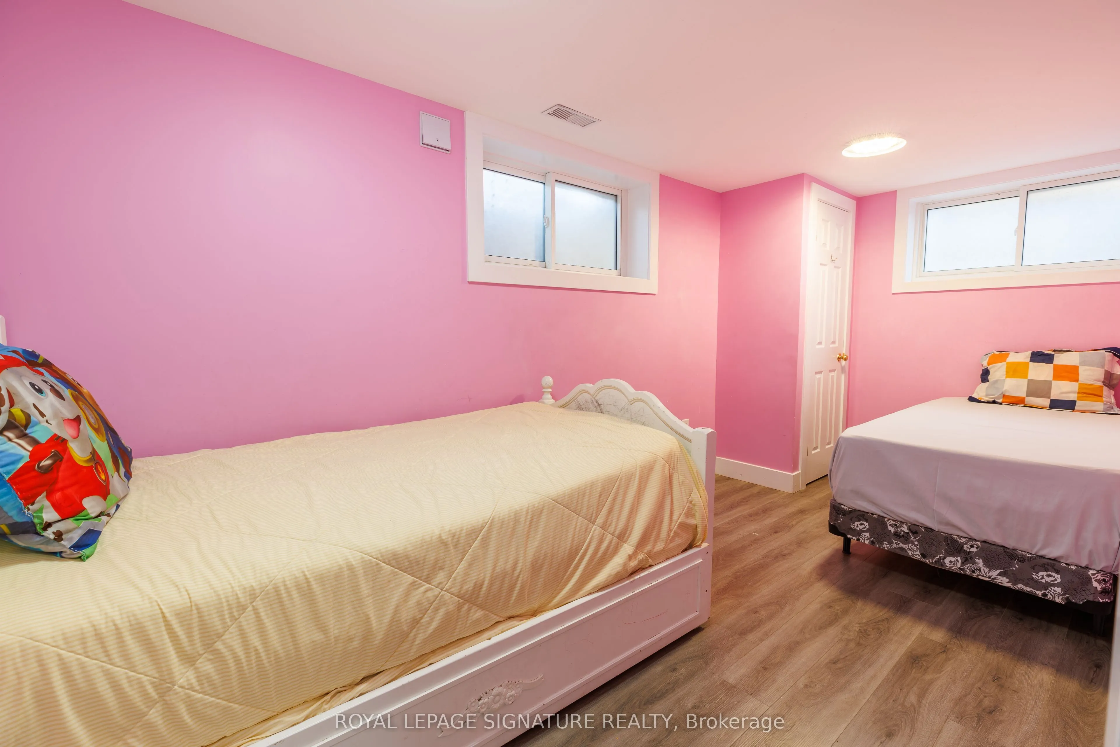 18 Silverdale Crescent