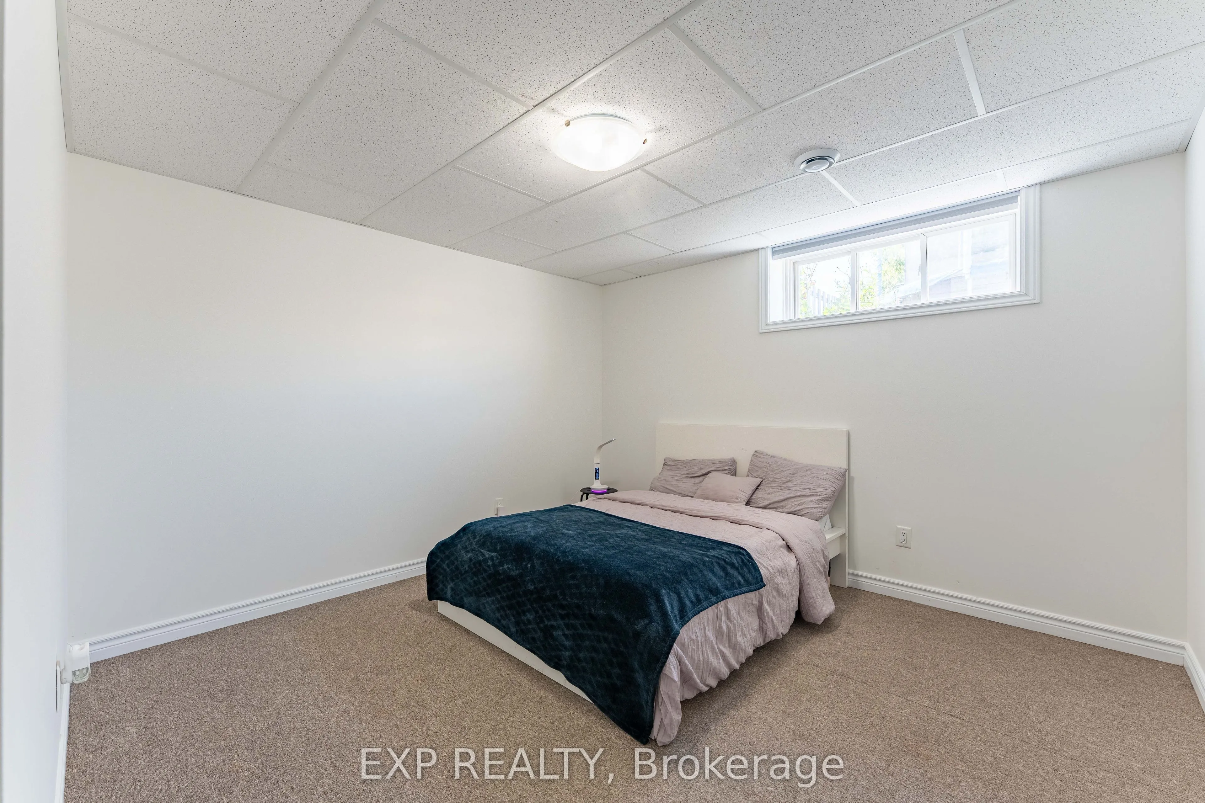 11 Place Madeleine Place