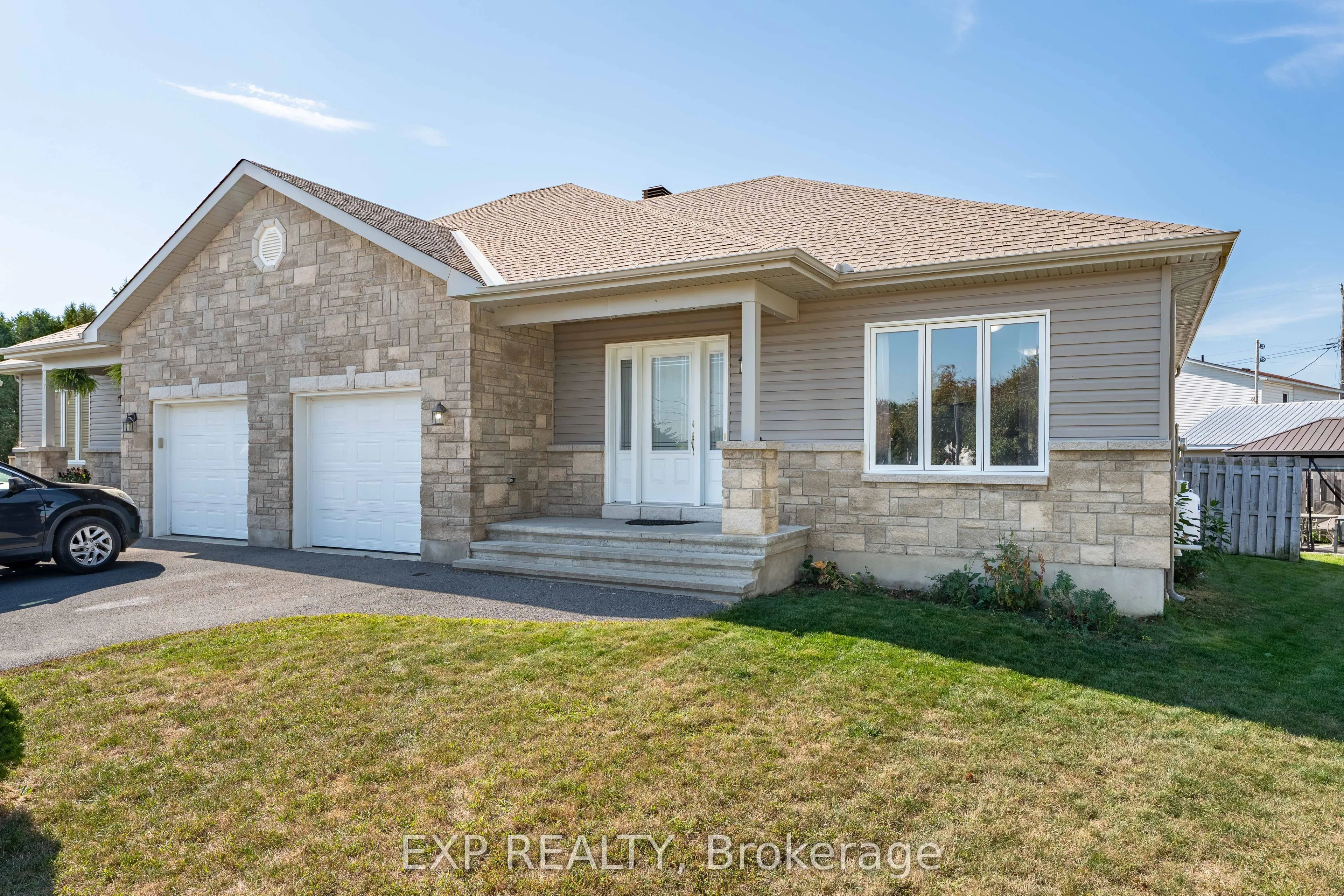 11 Place Madeleine Place