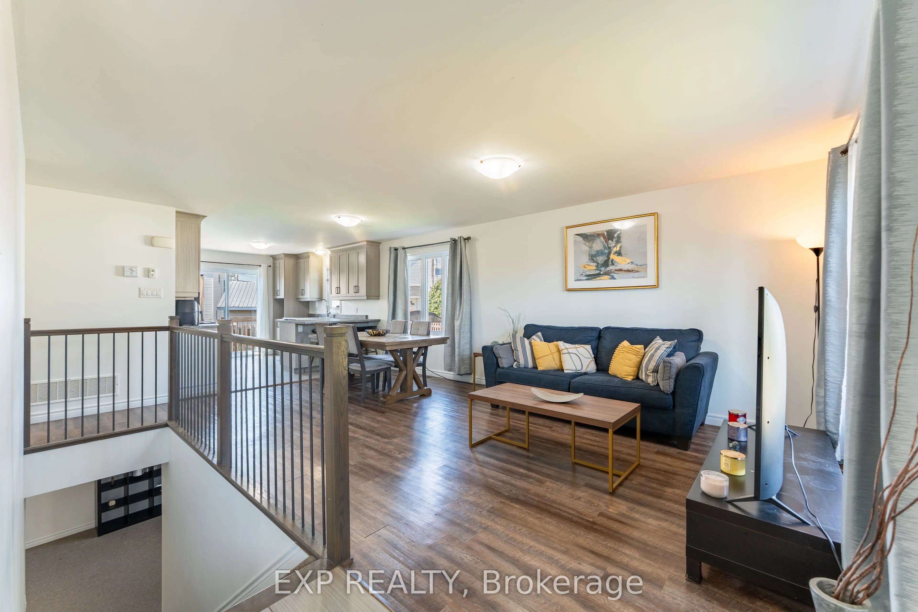 11 Place Madeleine Place