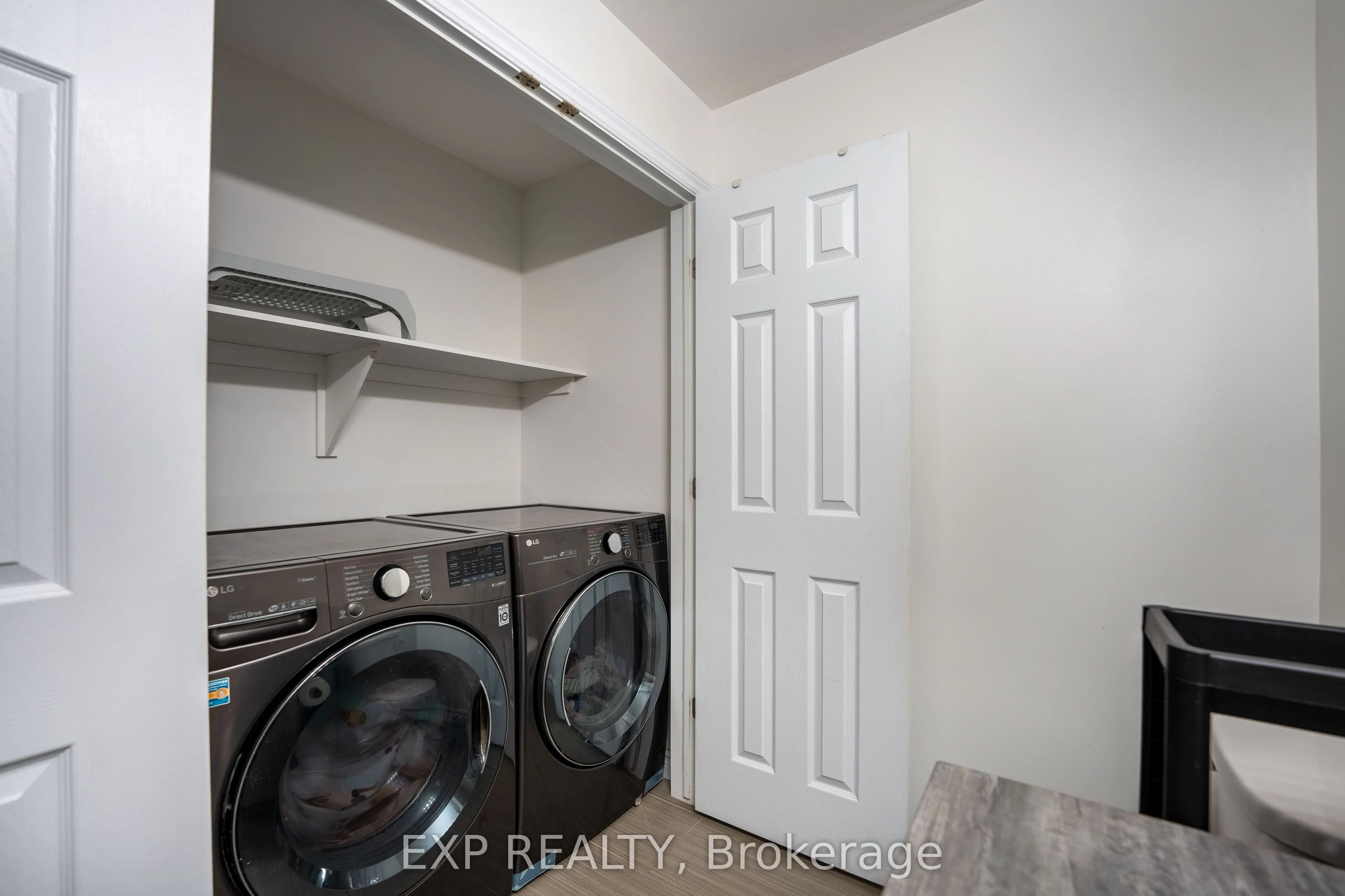 11 Place Madeleine Place