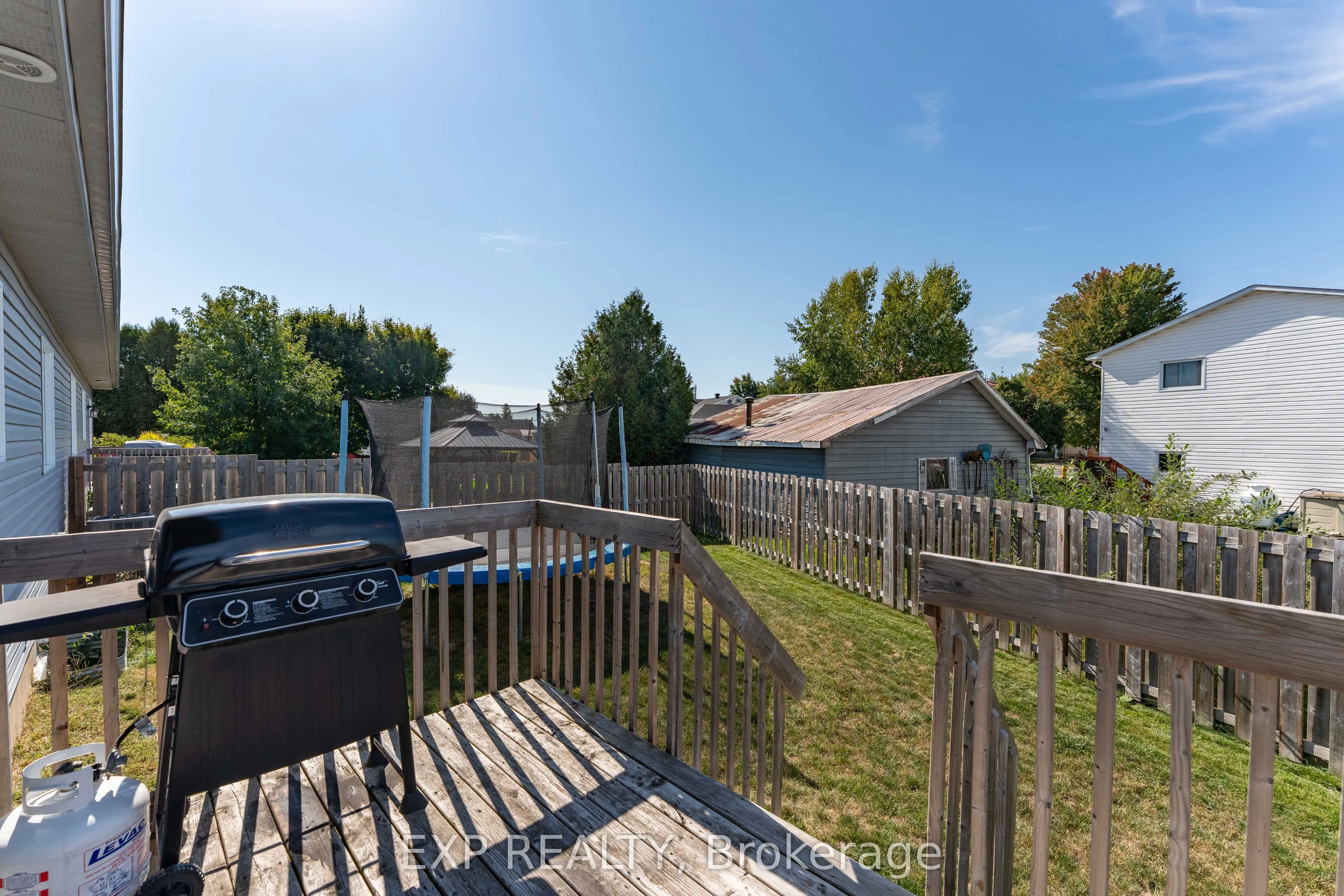 11 Place Madeleine Place