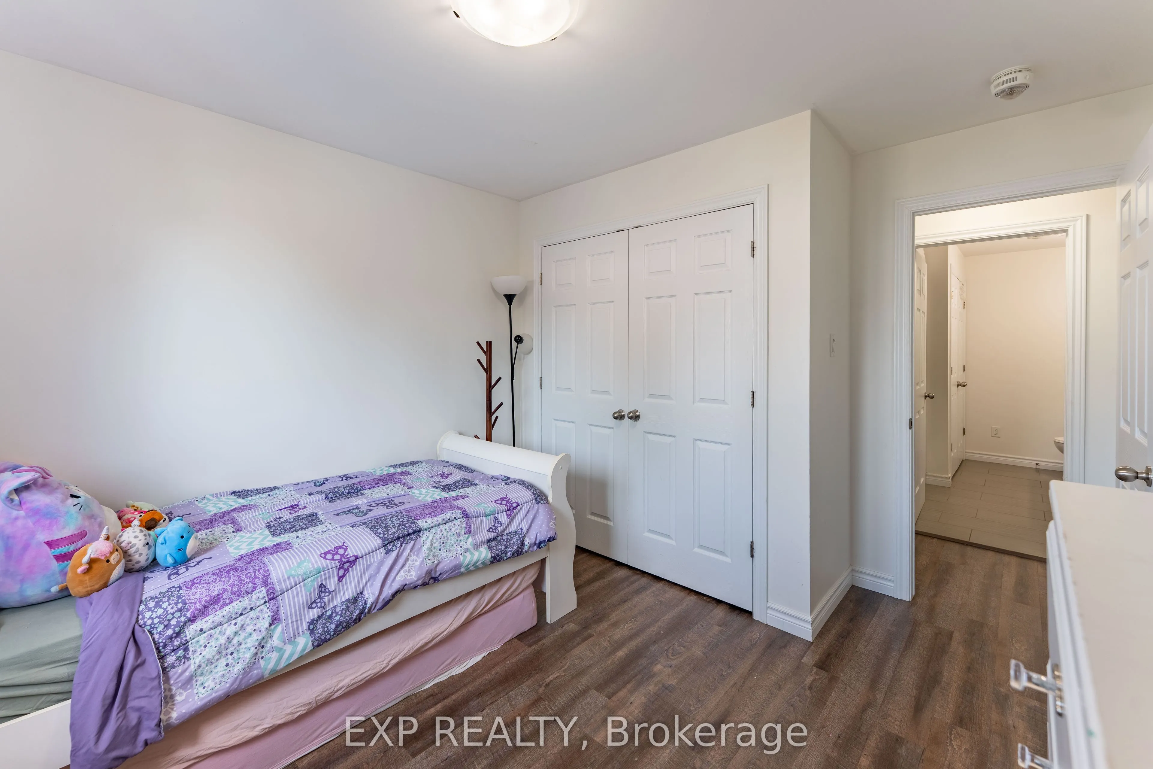 11 Place Madeleine Place