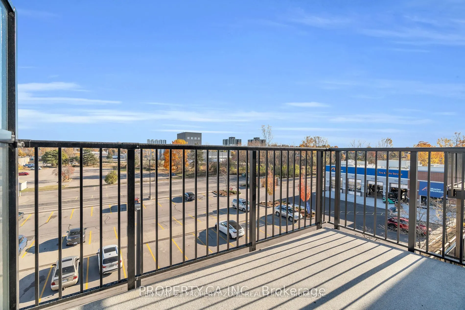 708 Woolwich Street, #113