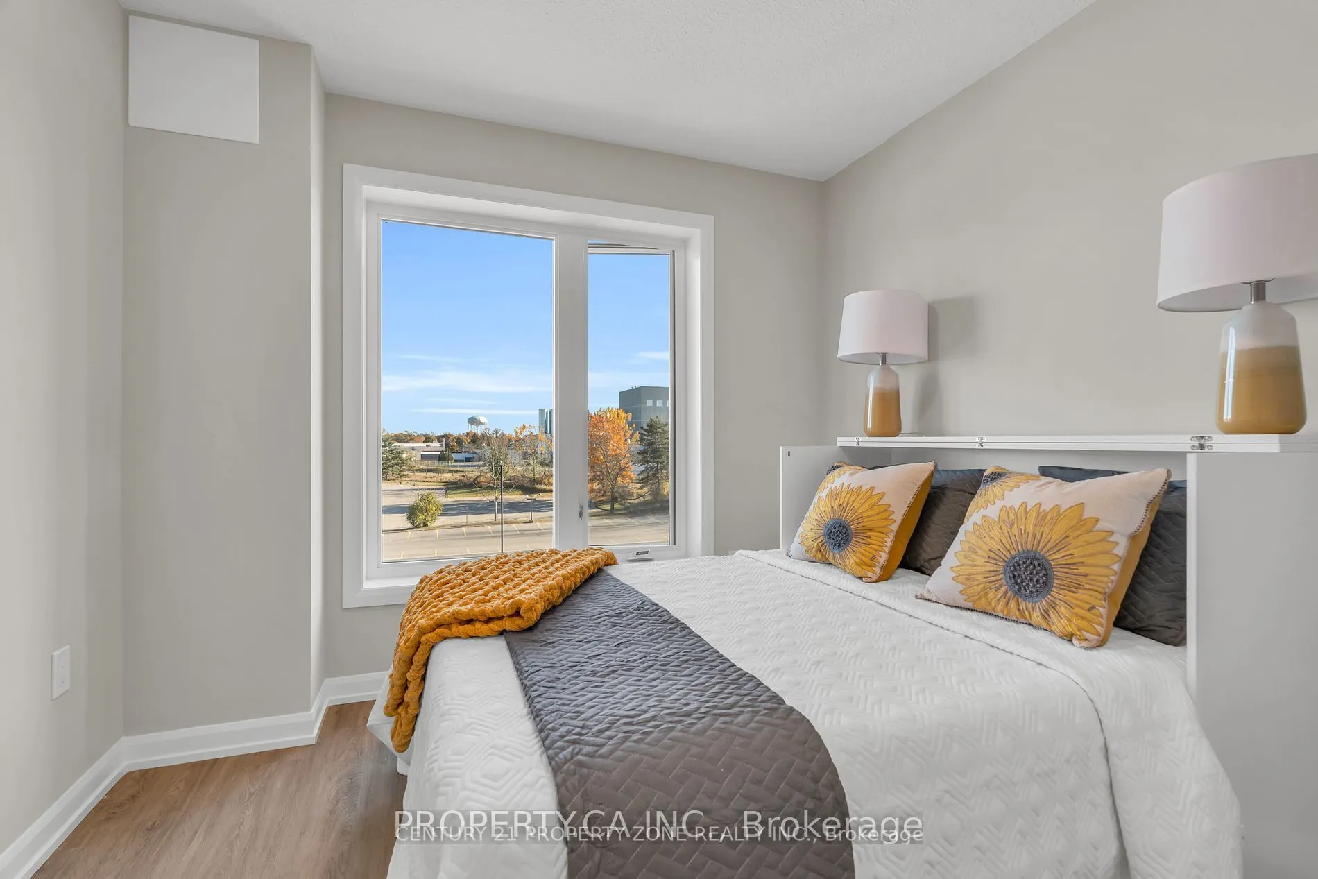 708 Woolwich Street, #113