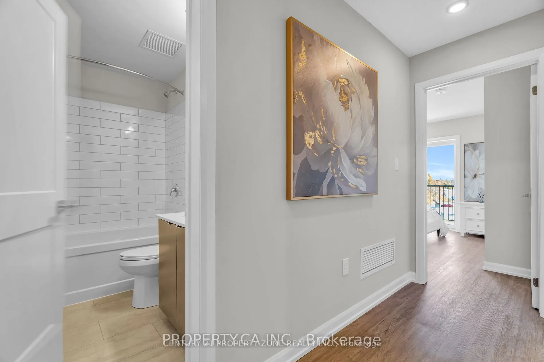 708 Woolwich Street, #113