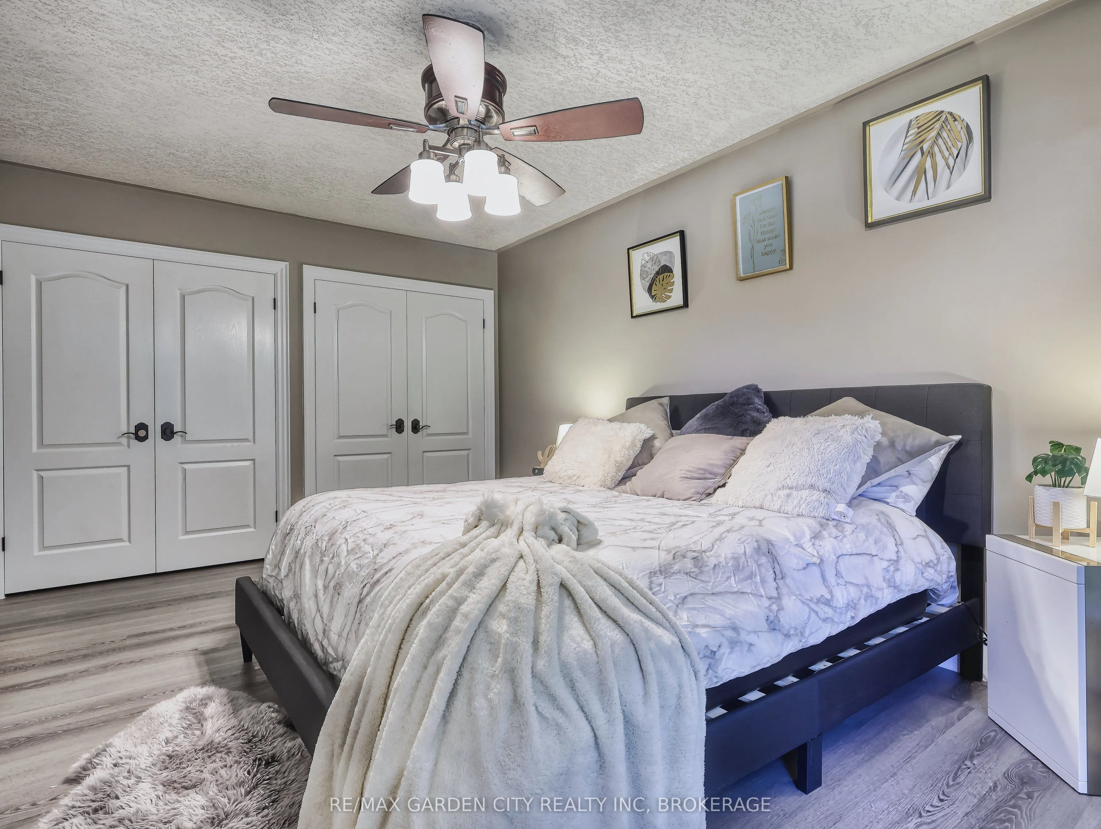 28 MARSDALE Drive