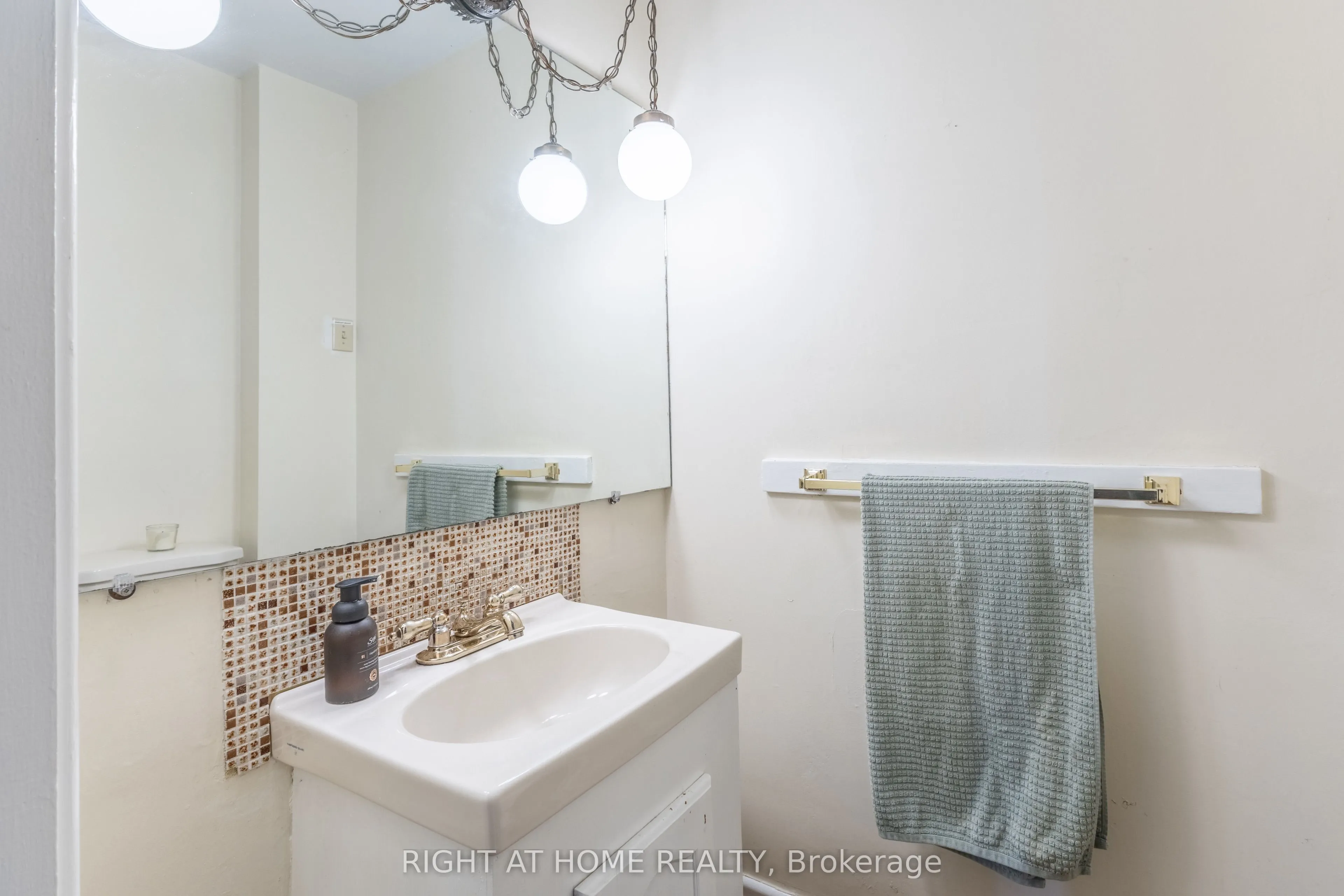 67 St. Margarets Road