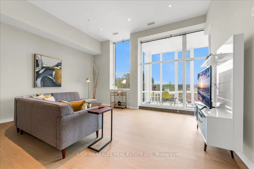 50 Murray Street W, #301