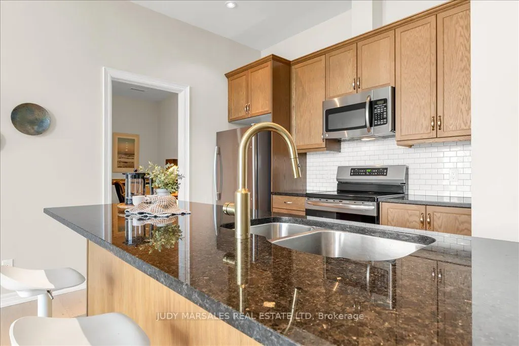 50 Murray Street W, #301