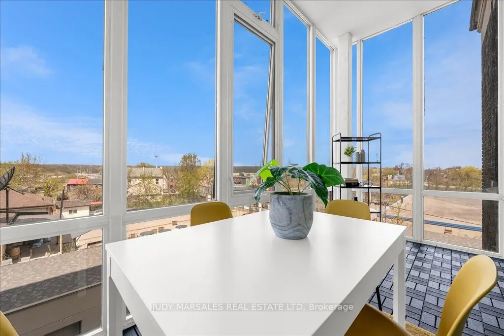 50 Murray Street W, #301