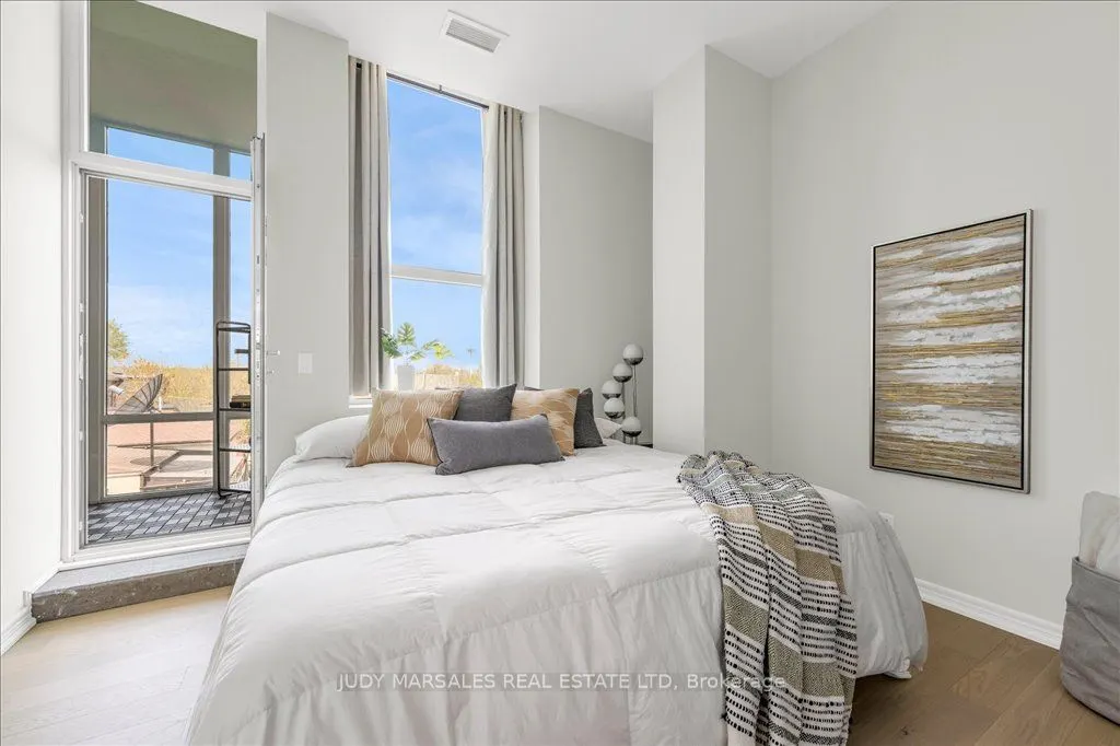 50 Murray Street W, #301