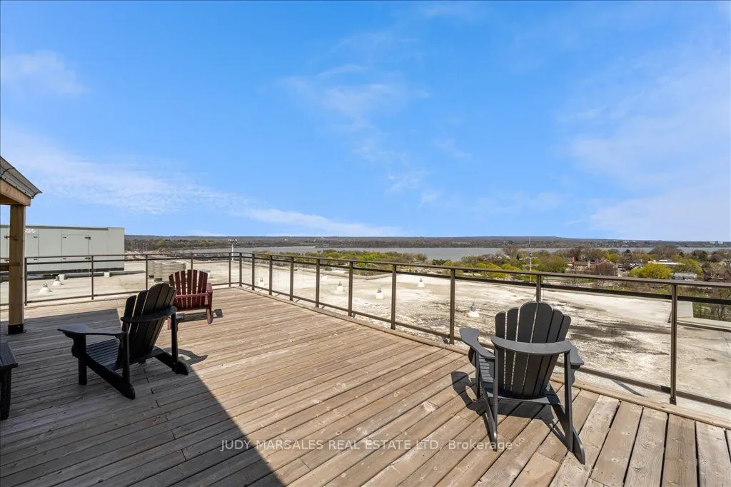 50 Murray Street W, #301