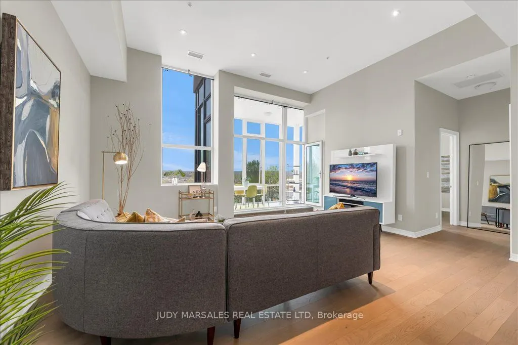 50 Murray Street W, #301