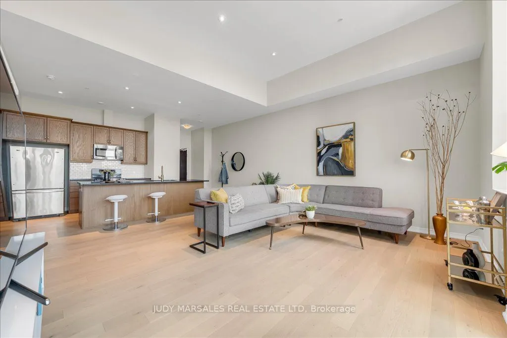 50 Murray Street W, #301