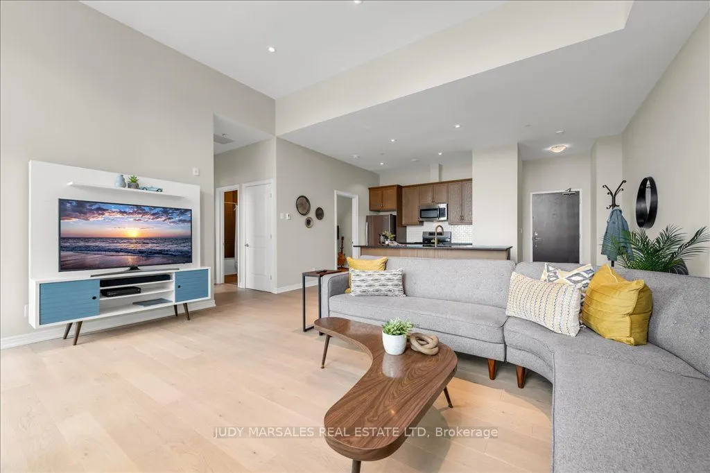 50 Murray Street W, #301