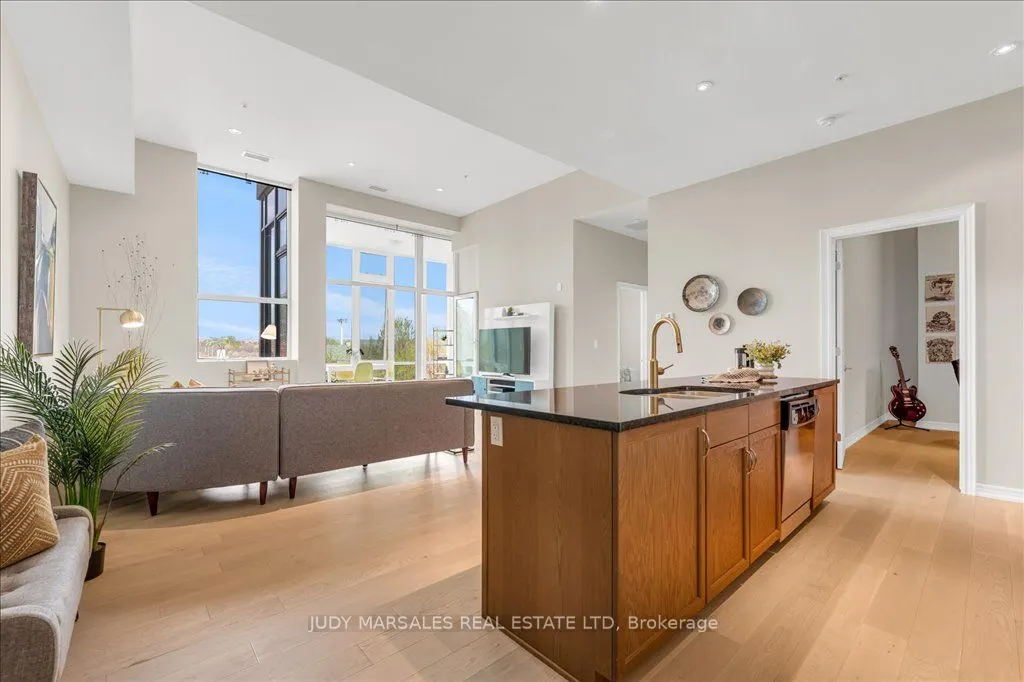 50 Murray Street W, #301