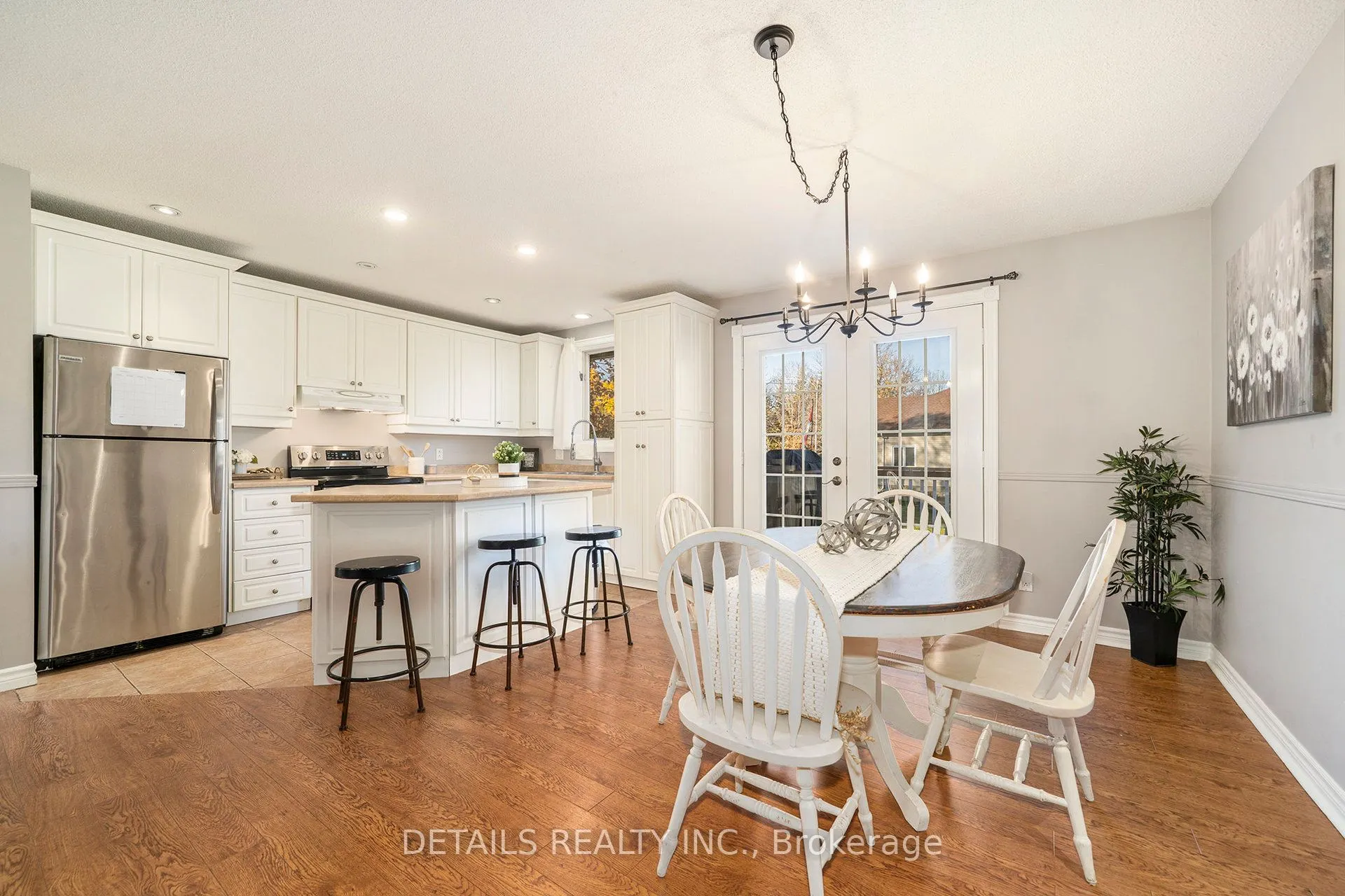 2298 James Craig Street