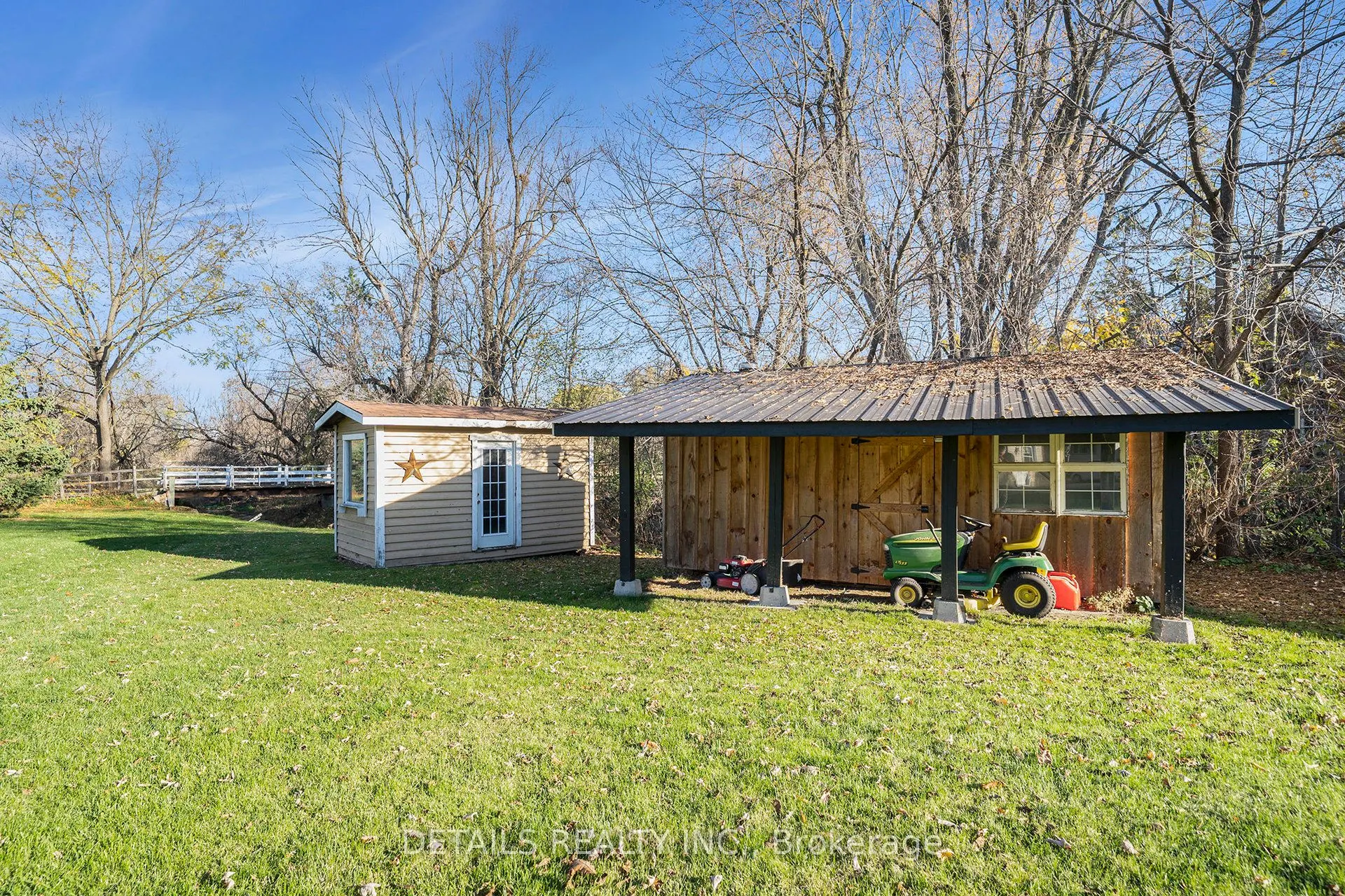 2298 James Craig Street