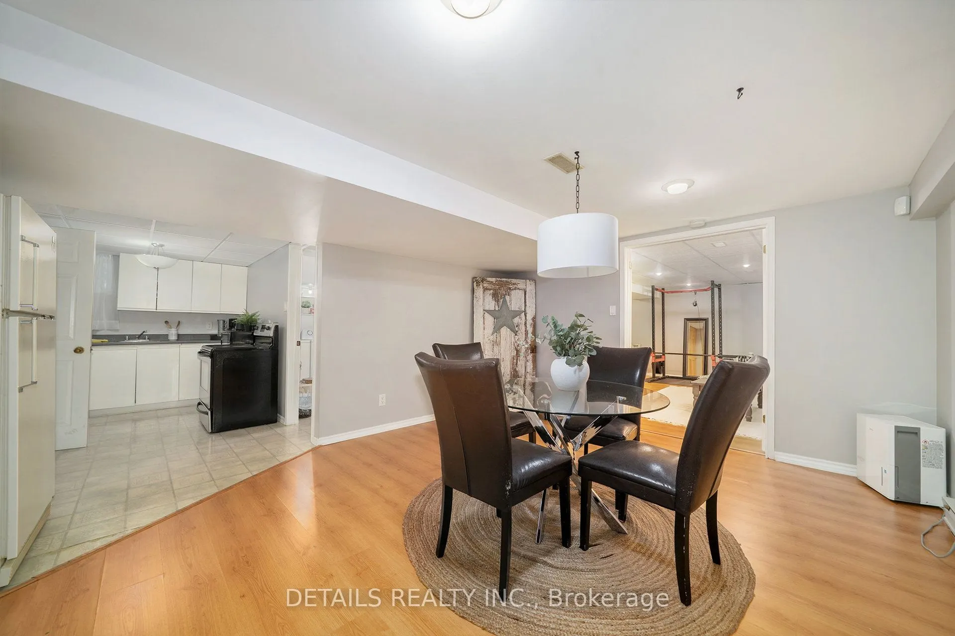 2298 James Craig Street