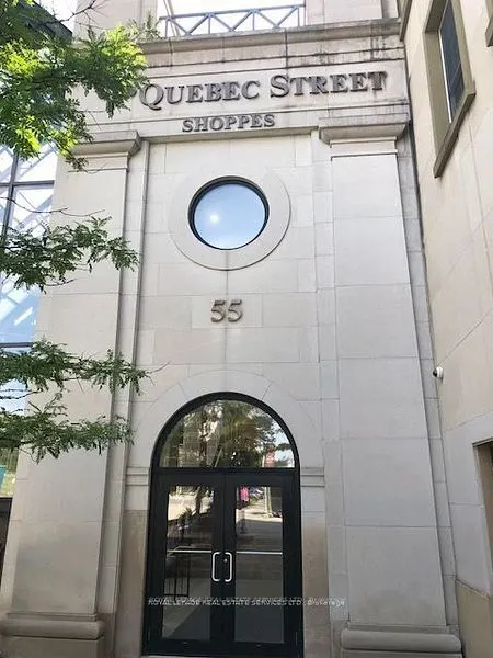 51 Wyndham Street N, #303