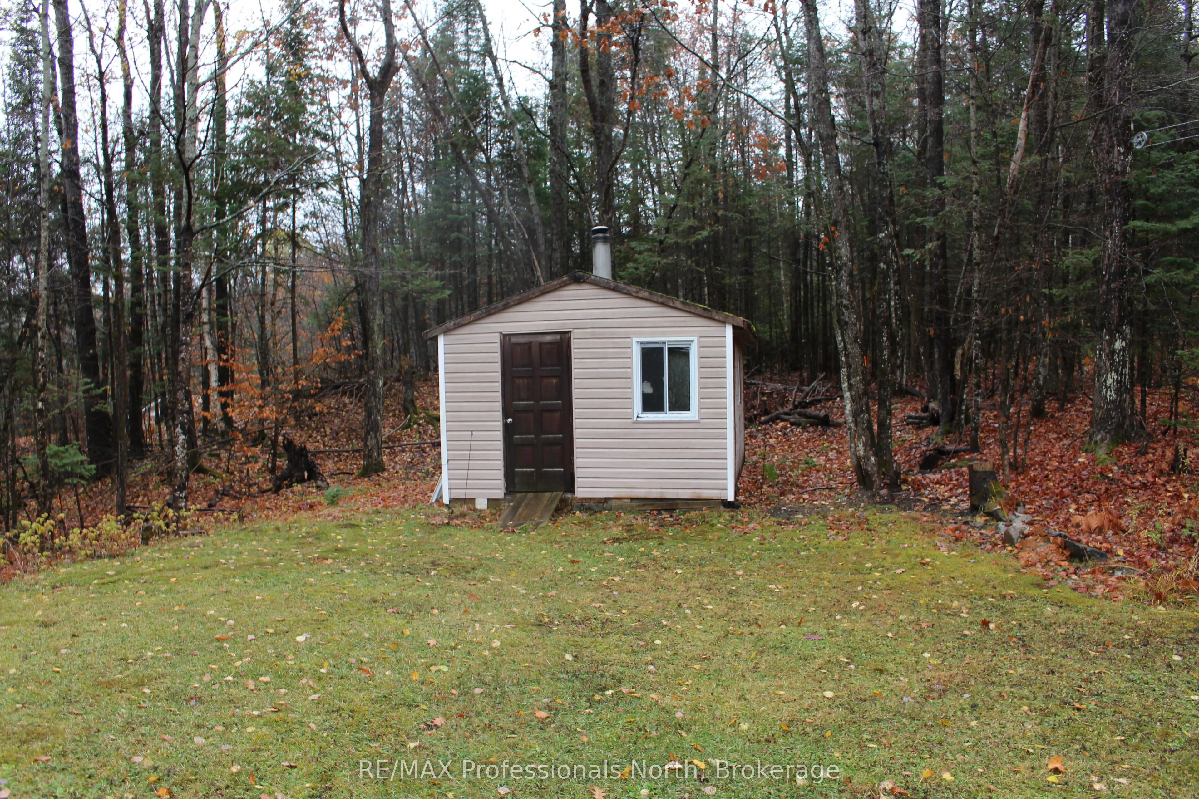 1121 Old Donald Road N