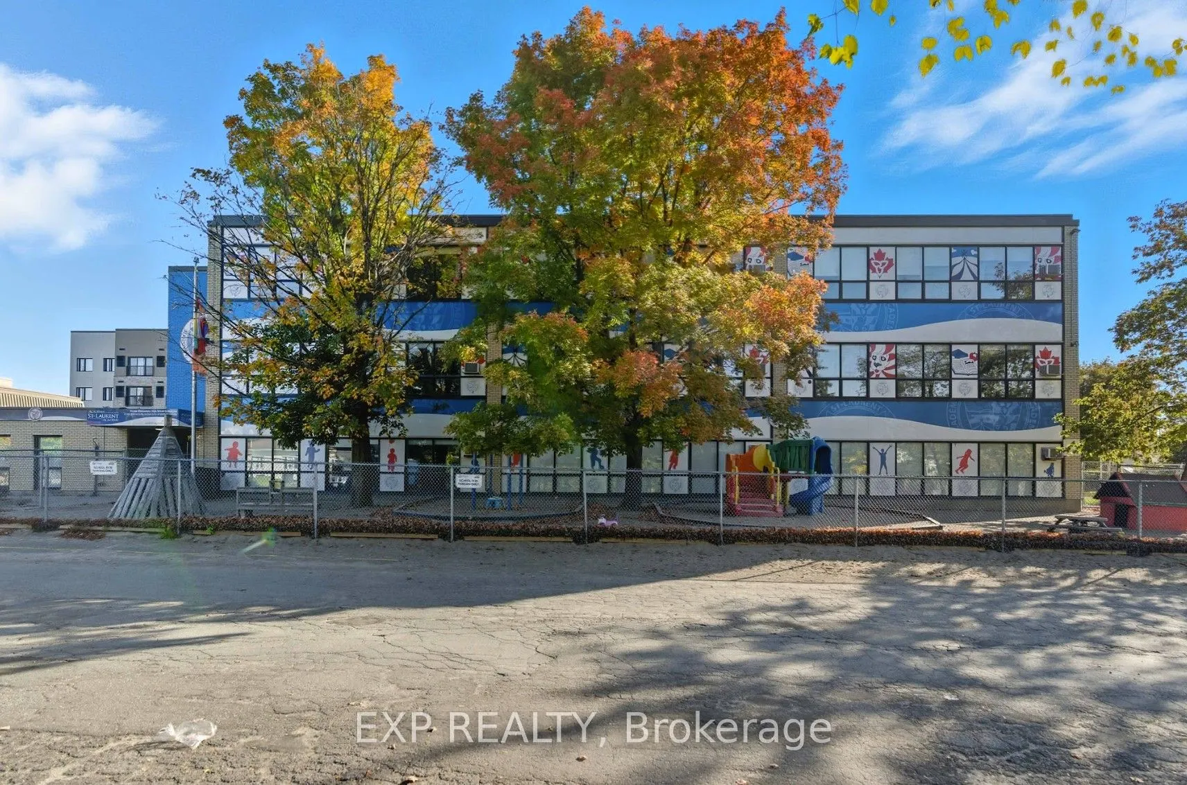 641 Sladen Avenue, #2nd & 3rd Floor