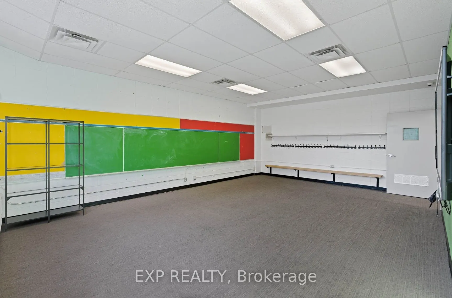 641 Sladen Avenue, #2nd & 3rd Floor