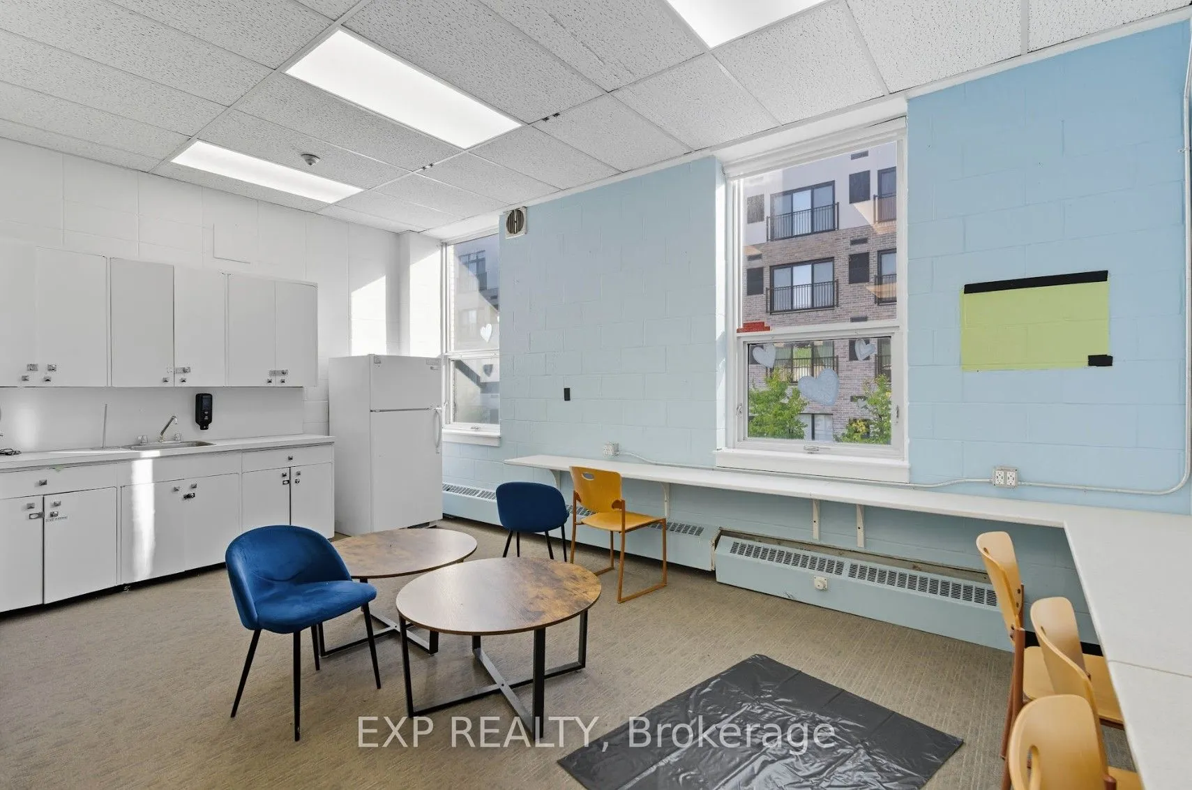 641 Sladen Avenue, #2nd & 3rd Floor