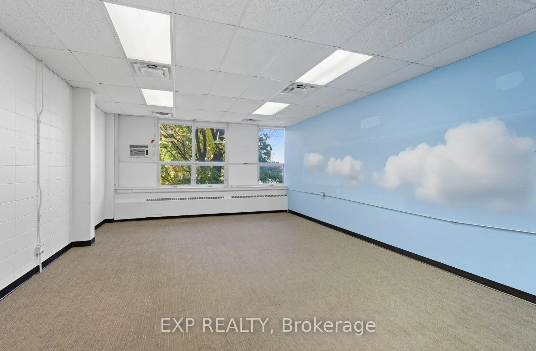 641 Sladen Avenue, #2nd & 3rd Floor