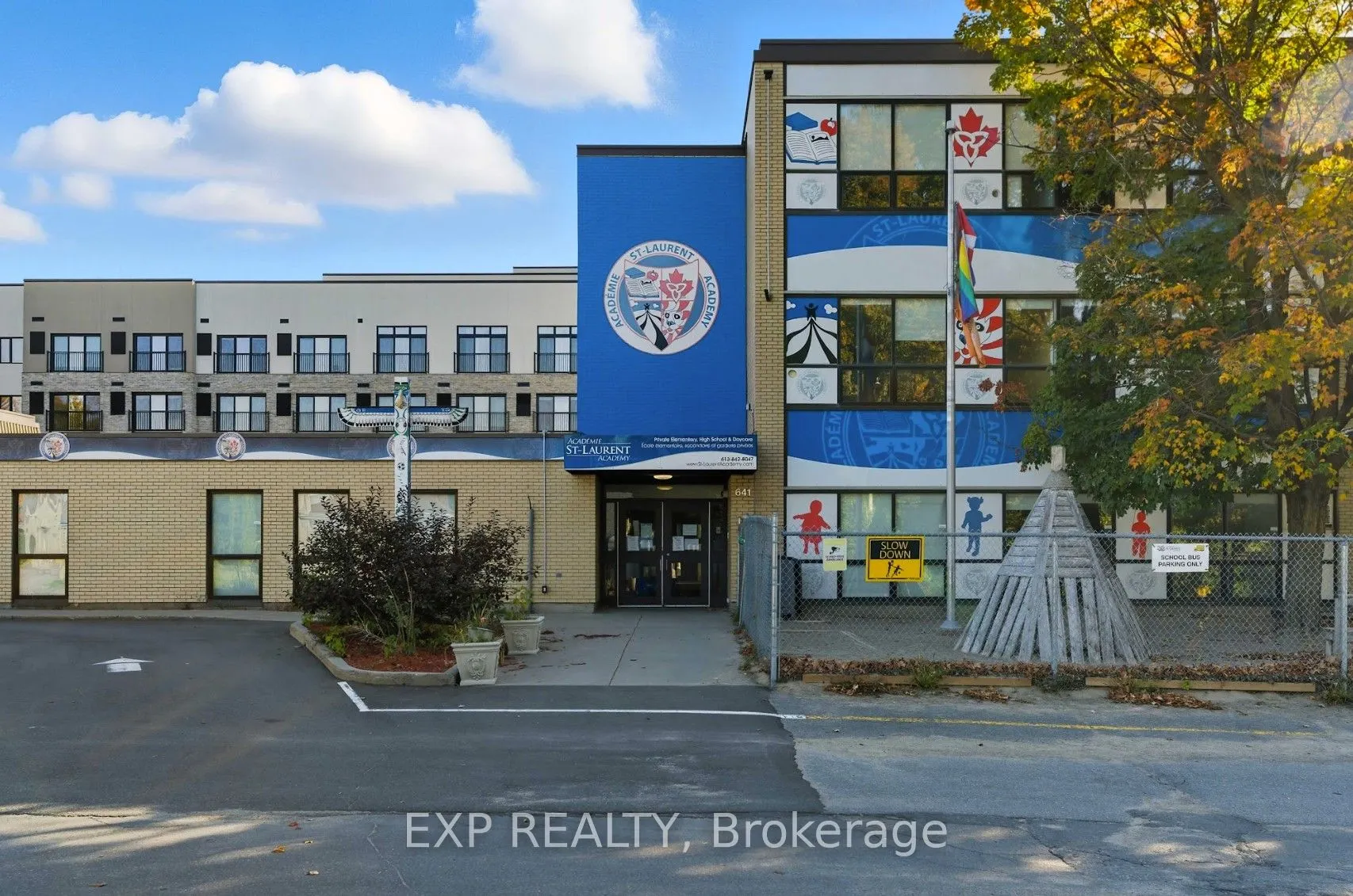 641 Sladen Avenue, #2nd & 3rd Floor